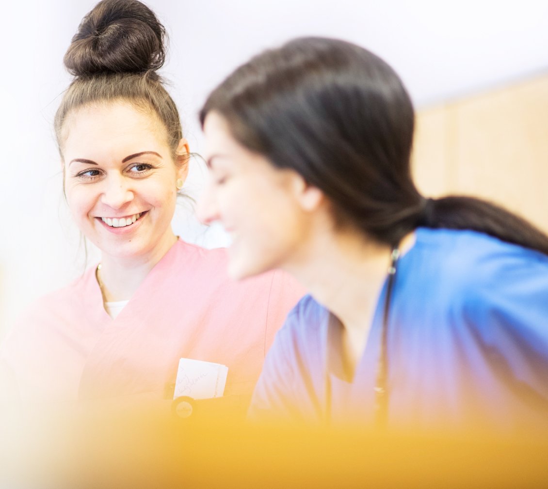 Krankenpfleger im Gemeinschaftskrankenhaus Havelhöhe